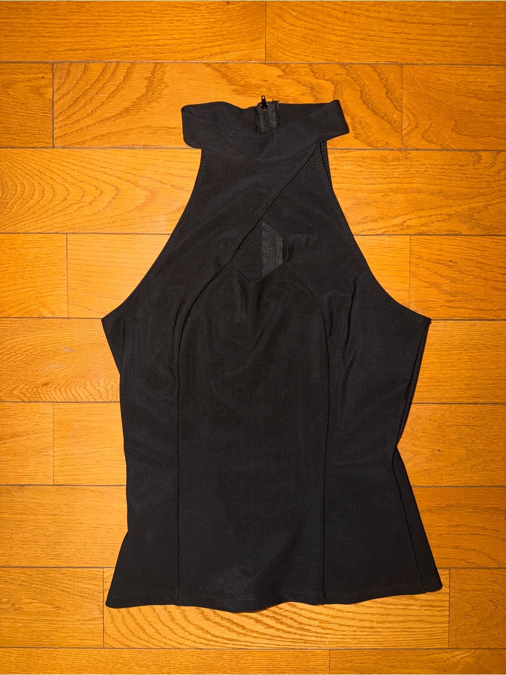 Black Keyhole High-Neck Halter Top